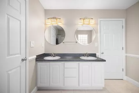 Bath - 202 Limestone Cir, Crestview, FL 32539 photo 2 of 3