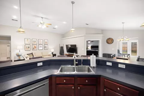 Kitchen - 202 Limestone Cir, Crestview, FL 32539 photo 5 of 6