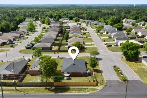 View/Area - 202 Limestone Cir, Crestview, FL 32539 photo 1 of 4