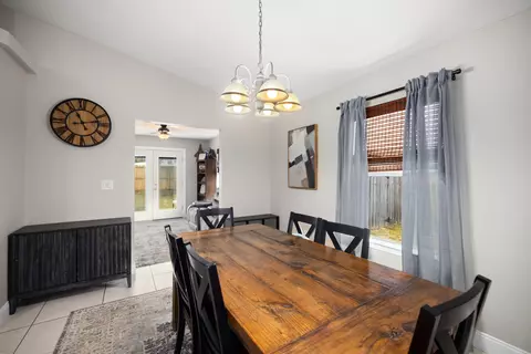 Dining - 202 Limestone Cir, Crestview, FL 32539 photo 3 of 3