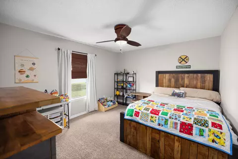 Bedroom - 202 Limestone Cir, Crestview, FL 32539 photo 4 of 6