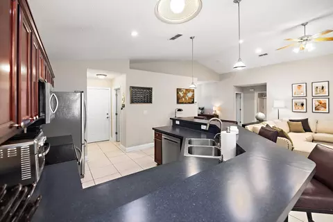 Kitchen - 202 Limestone Cir, Crestview, FL 32539 photo 6 of 6