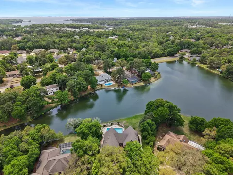 View/Area - 11 Kristin Cir, Niceville, FL 32578 photo 1 of 4