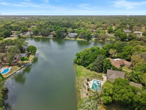 View/Area - 11 Kristin Cir, Niceville, FL 32578 photo 3 of 4