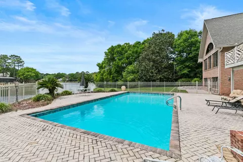 Exterior - 11 Kristin Cir, Niceville, FL 32578 photo 8 of 8