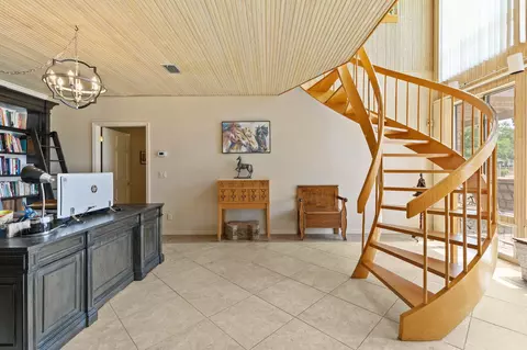 Entry Way - 11 Kristin Cir, Niceville, FL 32578 photo 4 of 4