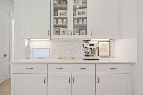 Kitchen - 78 E Lafayette, Inlet Beach, FL 32461 photo 7 of 9