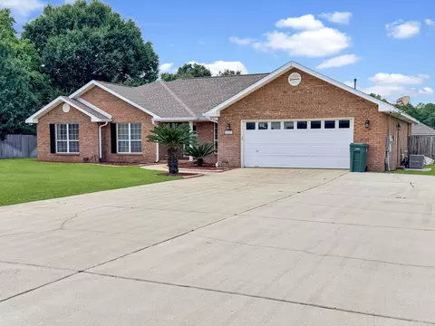 Exterior - 3003 Colonial Cir, Crestview, FL 32536 photo 6 of 6