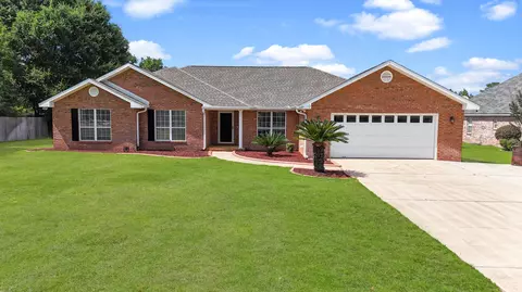 3003 Colonial Cir, Crestview, FL 32536