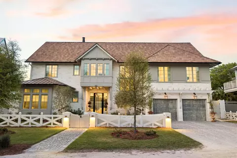 215 Dogwood St, Santa Rosa Beach, FL 32459