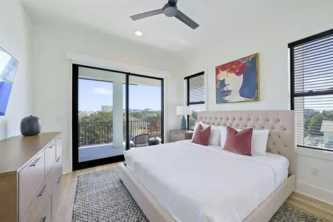 Bedroom - 336 S Holiday Rd, Destin, FL 32550 photo 7 of 10