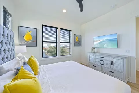 Bedroom - 336 S Holiday Rd, Destin, FL 32550 photo 2 of 10