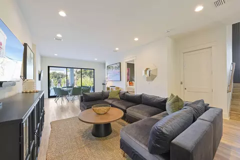 Living - 336 S Holiday Rd, Destin, FL 32550 photo 2 of 6