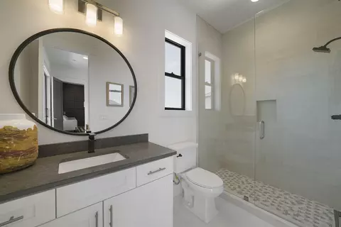 Bath - 336 S Holiday Rd, Destin, FL 32550 photo 1 of 4