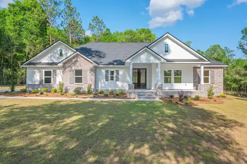 1909 Hidden Springs Dr, Baker, FL 32531