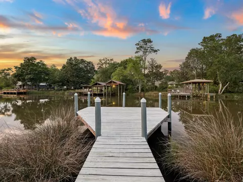 View/Area - 198 Waterside Ln, Freeport, FL 32439 photo 2 of 6