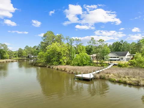 View/Area - 198 Waterside Ln, Freeport, FL 32439 photo 4 of 6