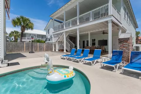 64 Dolphin St, Destin, FL 32541