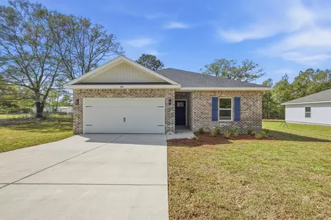 6138 Clover St, Crestview, FL 32539