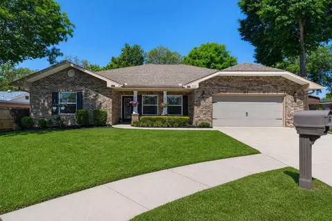 709 Concord Ct, Fort Walton Beach, FL 32547