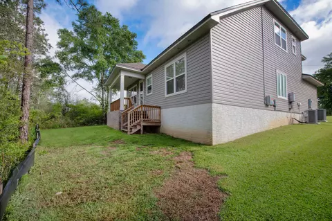 Exterior - 303 Key Lime Pl, Crestview, FL 32536 photo 6 of 6