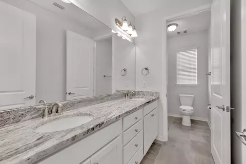 Bath - 303 Key Lime Pl, Crestview, FL 32536 photo 5 of 6