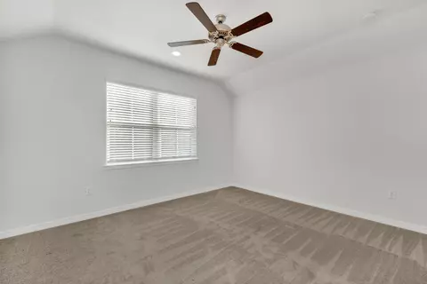 Bedroom - 303 Key Lime Pl, Crestview, FL 32536 photo 6 of 7
