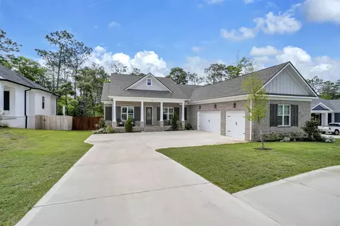 129 Caraway Dr, Niceville, FL 32578