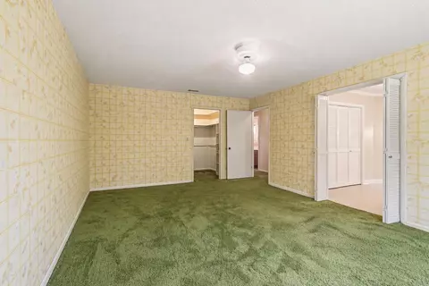 Bedroom - 1186 Pine Forest Rd, Chipley, FL 32428 photo 4 of 10