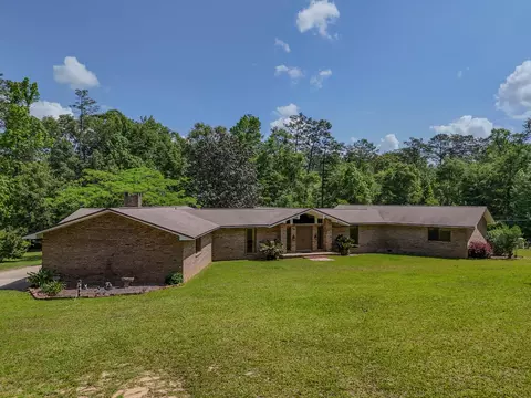 Exterior - 1186 Pine Forest Rd, Chipley, FL 32428 photo 2 of 18