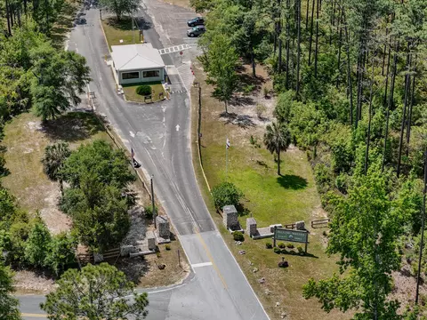 View/Area - 1186 Pine Forest Rd, Chipley, FL 32428 photo 2 of 10