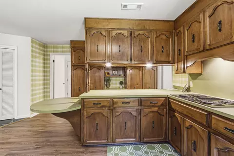 Kitchen - 1186 Pine Forest Rd, Chipley, FL 32428 photo 6 of 7