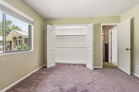 Bedroom - 1186 Pine Forest Rd, Chipley, FL 32428 photo 5 of 10