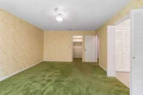 Bedroom - 1186 Pine Forest Rd, Chipley, FL 32428 photo 2 of 10