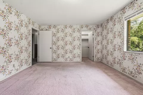 Bedroom - 1186 Pine Forest Rd, Chipley, FL 32428 photo 7 of 10