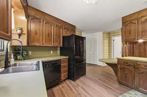 Kitchen - 1186 Pine Forest Rd, Chipley, FL 32428 photo 7 of 7