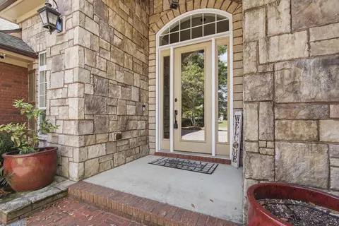 140 Lake Merial Trl, Southport, FL 32409
