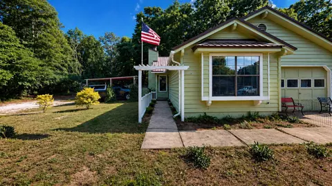 118 Fair Oaks Dr, Crestview, FL 32539