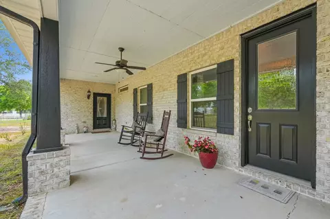 Exterior - 4371 Kls Ranch Rd, Crestview, FL 32539 photo 7 of 31
