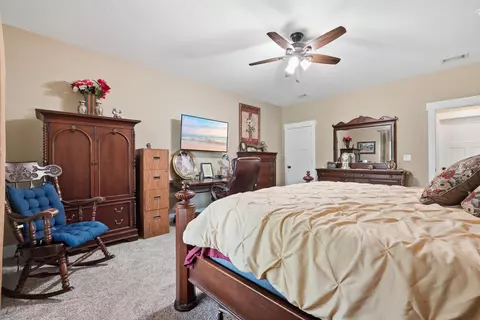 Bedroom - 4371 Kls Ranch Rd, Crestview, FL 32539 photo 8 of 10