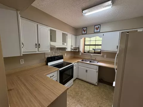 1655 Us 90, Baker, FL 32531