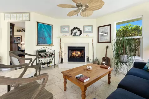 Living - 4643 Windstarr Dr, Destin, FL 32541 photo 4 of 5