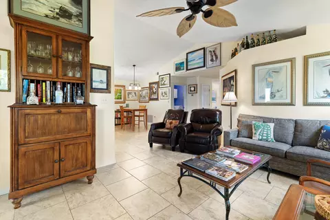 Living - 4643 Windstarr Dr, Destin, FL 32541 photo 3 of 5