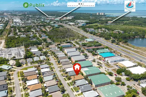 View/Area - 4643 Windstarr Dr, Destin, FL 32541 photo 3 of 15