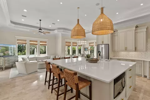Kitchen - 3263 Burnt Pine Cv, Miramar Beach, FL 32550 photo 5 of 8