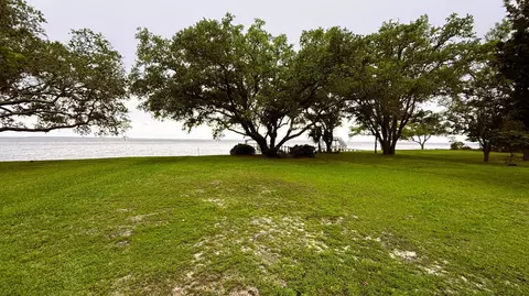 Exterior - 261 Cedar Beach Cv, Freeport, FL 32439 photo 1 of 6