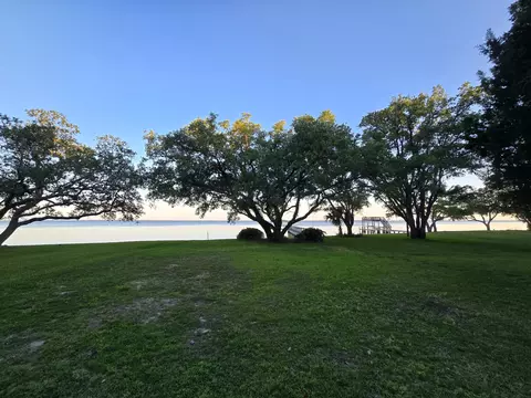 View/Area - 261 Cedar Beach Cv, Freeport, FL 32439 photo 6 of 8