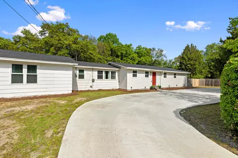 107 Water Oak St, Freeport, FL 32439