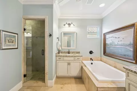 Bath - 1861 Boardwalk Dr, Miramar Beach, FL 32550 photo 2 of 4