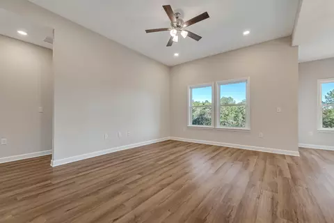 Living - 4006 Bear Creek Rd, Crestview, FL 32539 photo 2 of 3